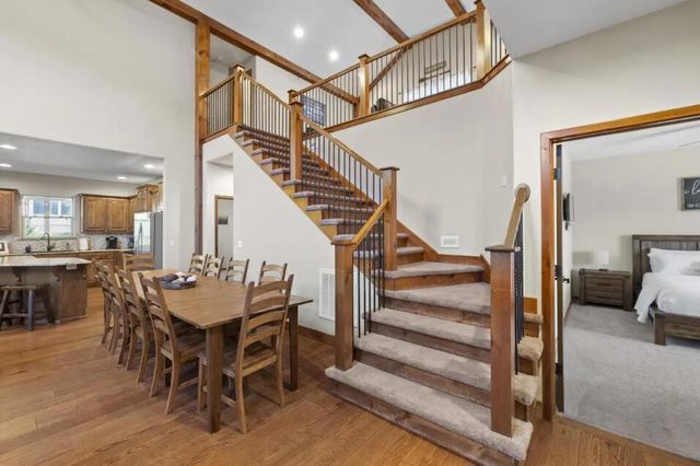 166 Streamside Drive, Hollister, MO 65672