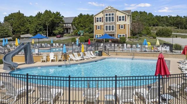 166 Streamside Drive, Hollister, MO 65672