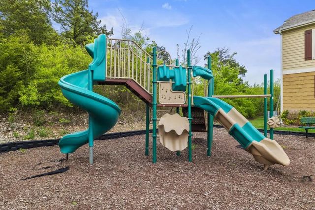 166 Streamside Drive, Hollister, MO 65672