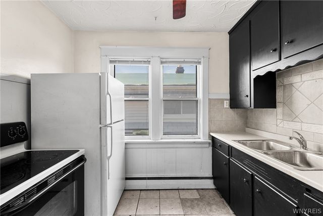 2240 La Salle Avenue, Niagara Falls, NY 14301