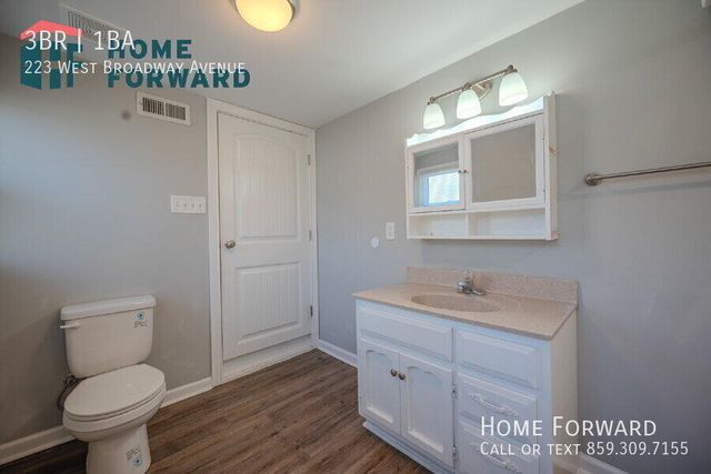 223 W Broadway Avenue, Richmond, KY 40475