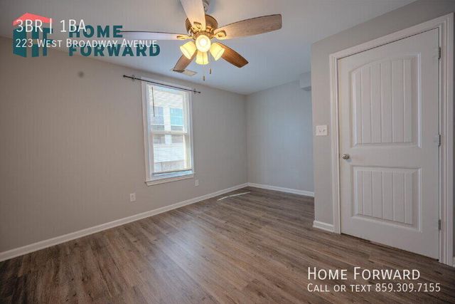 223 W Broadway Avenue, Richmond, KY 40475