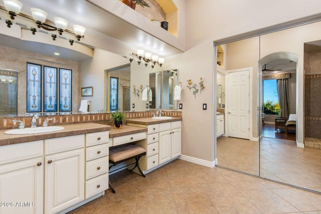 1724 W STEINWAY Drive, Phoenix, AZ 85041