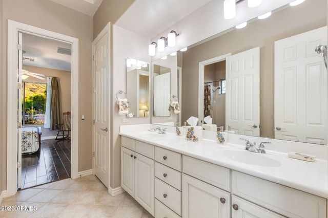 1724 W STEINWAY Drive, Phoenix, AZ 85041