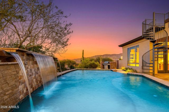 1724 W STEINWAY Drive, Phoenix, AZ 85041