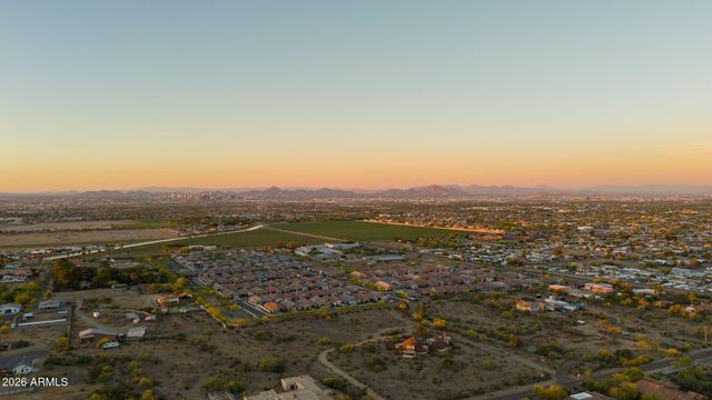 1724 W STEINWAY Drive, Phoenix, AZ 85041