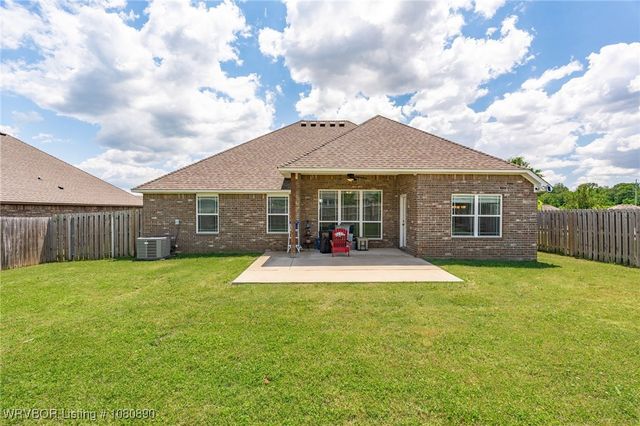 1103 Basin Drive, Van Buren, AR 72956