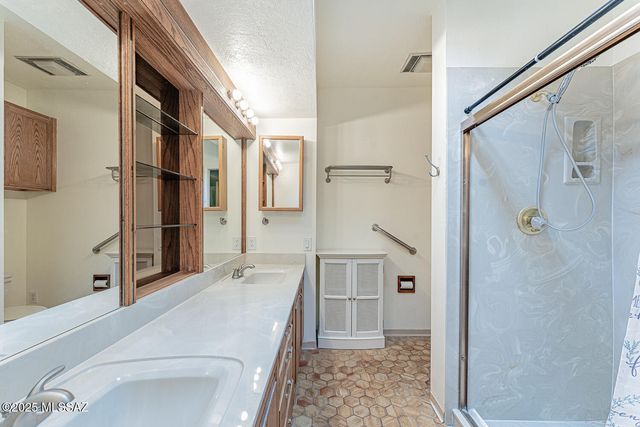 730 W Camino Iturbide, Green Valley, AZ 85622