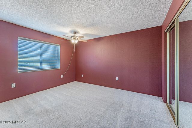 730 W Camino Iturbide, Green Valley, AZ 85622