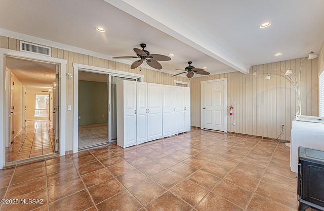 730 W Camino Iturbide, Green Valley, AZ 85622