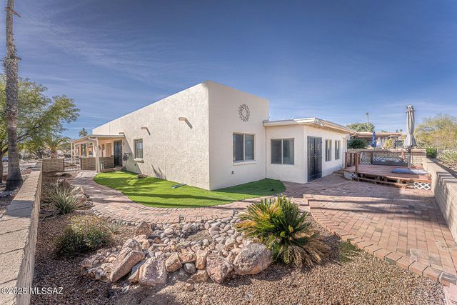 730 W Camino Iturbide, Green Valley, AZ 85622