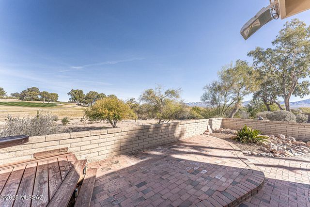 730 W Camino Iturbide, Green Valley, AZ 85622