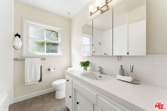 5912 Tellefson Road, Culver City, CA 90230