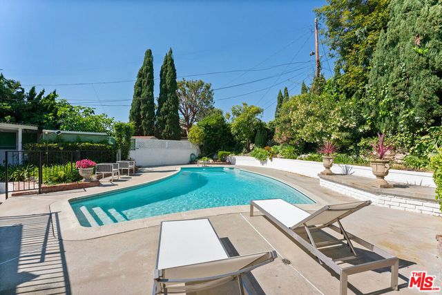 5912 Tellefson Road, Culver City, CA 90230