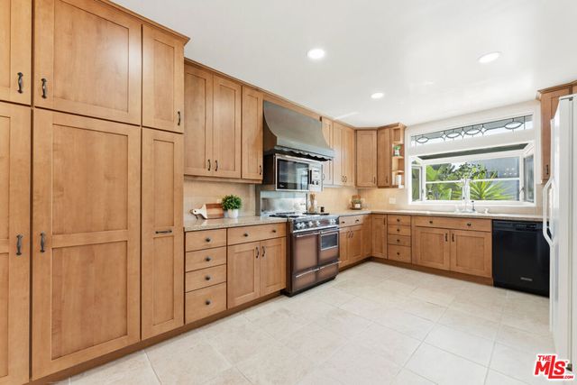 5912 Tellefson Road, Culver City, CA 90230