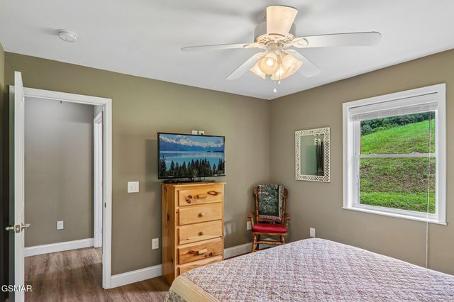 4311 Grindstone Ridge Road, Pigeon Forge, TN 37863