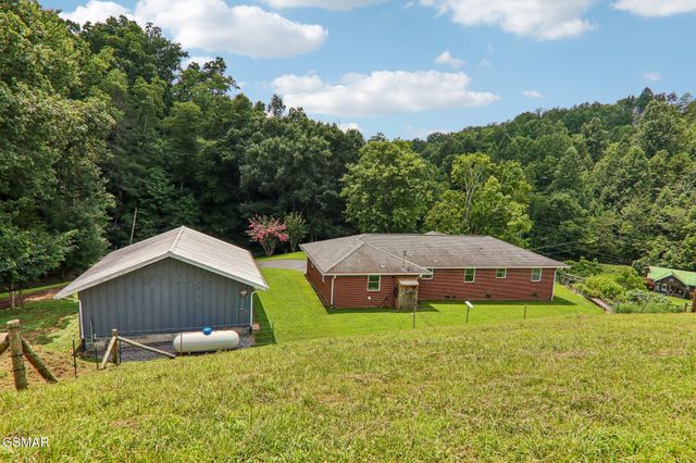 4311 Grindstone Ridge Road, Pigeon Forge, TN 37863