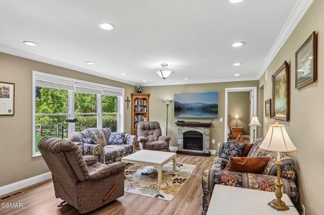 4311 Grindstone Ridge Road, Pigeon Forge, TN 37863