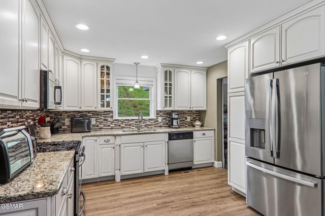4311 Grindstone Ridge Road, Pigeon Forge, TN 37863