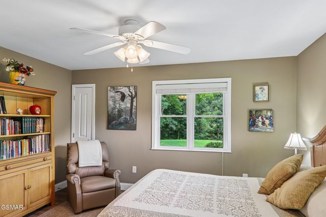4311 Grindstone Ridge Road, Pigeon Forge, TN 37863