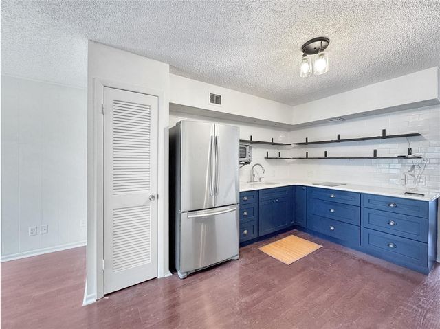 2284 PHILIPPINE DRIVE 59, Clearwater, FL 33763