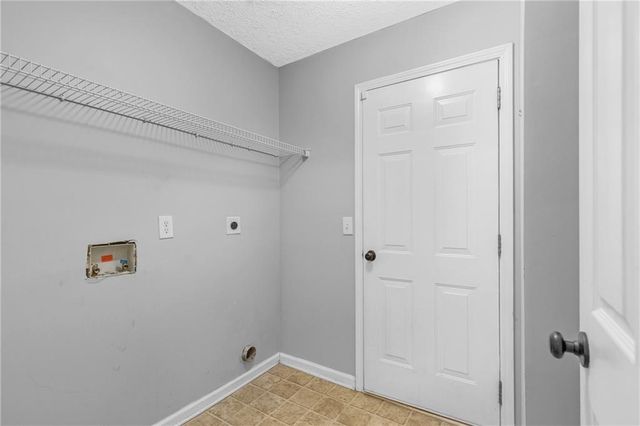 11 Fern Leaf Court, Dallas, GA 30157