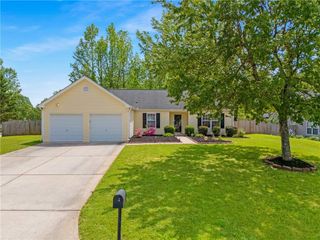 11 Fern Leaf Court, Dallas, GA 30157