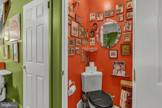 2567 TRENTON AVE, Philadelphia, PA 19125
