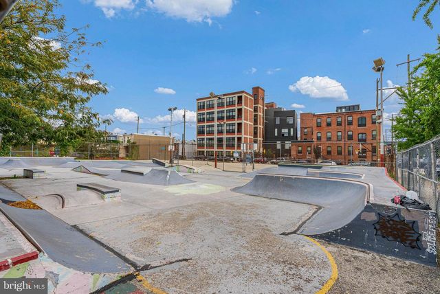 2567 TRENTON AVE, Philadelphia, PA 19125