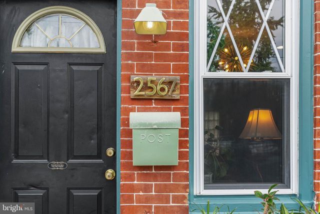 2567 TRENTON AVE, Philadelphia, PA 19125