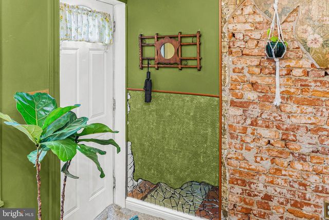 2567 TRENTON AVE, Philadelphia, PA 19125