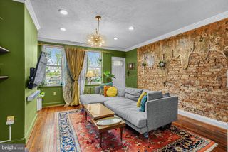 2567 TRENTON AVE, Philadelphia, PA 19125