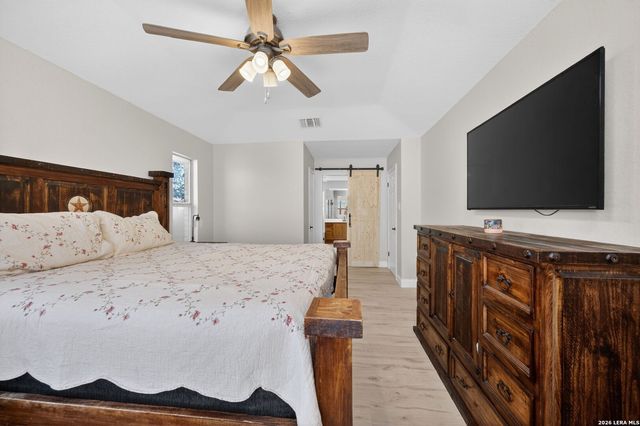 9203 Shadow Lawn, Converse, TX 78109