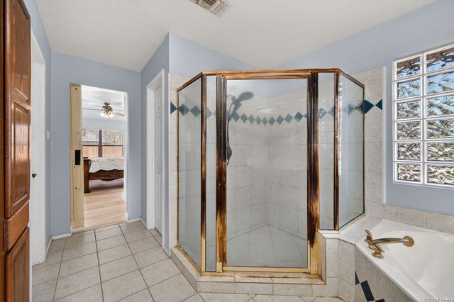 9203 Shadow Lawn, Converse, TX 78109