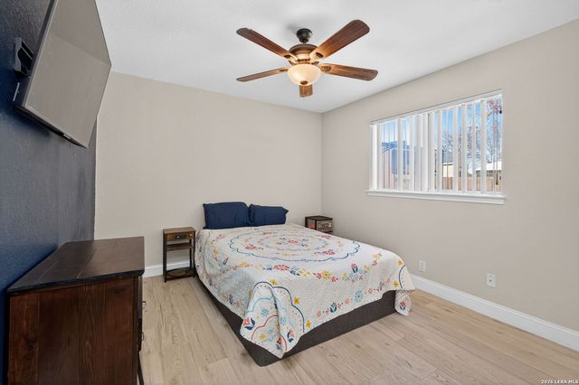 9203 Shadow Lawn, Converse, TX 78109