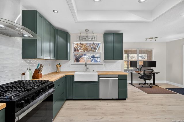 9203 Shadow Lawn, Converse, TX 78109