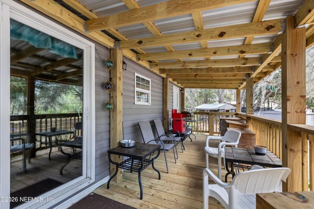 167 W STRICKLAND Road, Interlachen, FL 32148