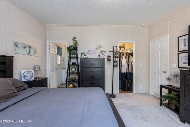 167 W STRICKLAND Road, Interlachen, FL 32148