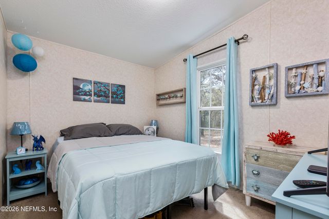 167 W STRICKLAND Road, Interlachen, FL 32148