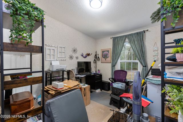 167 W STRICKLAND Road, Interlachen, FL 32148