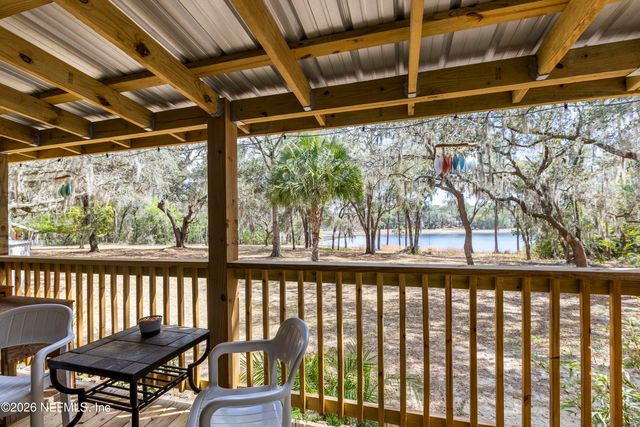 167 W STRICKLAND Road, Interlachen, FL 32148