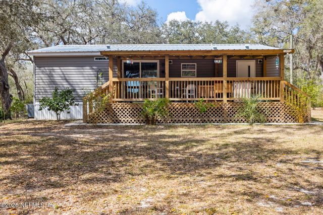 167 W STRICKLAND Road, Interlachen, FL 32148