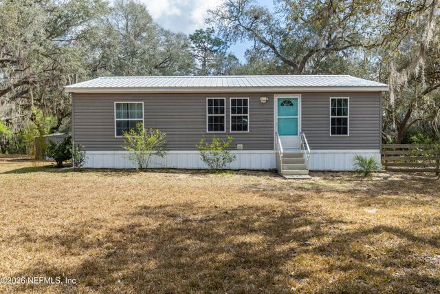 167 W STRICKLAND Road, Interlachen, FL 32148