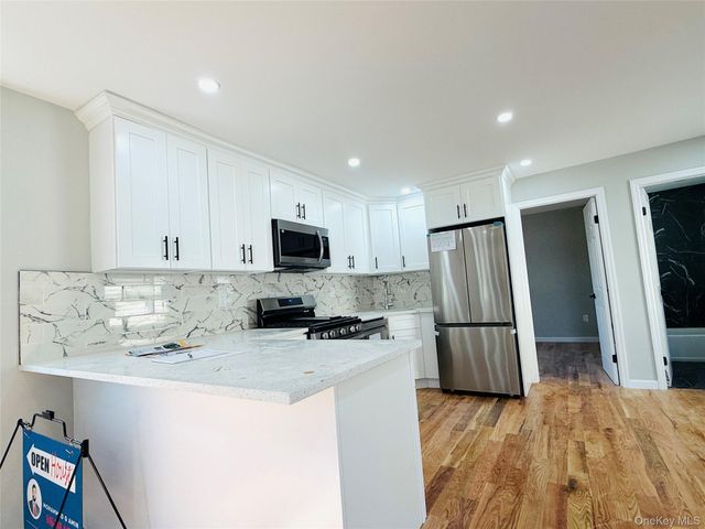 16421 109th Road, Jamaica, NY 11433