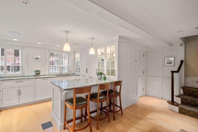 80 Pinckney Street, Boston, MA 02114