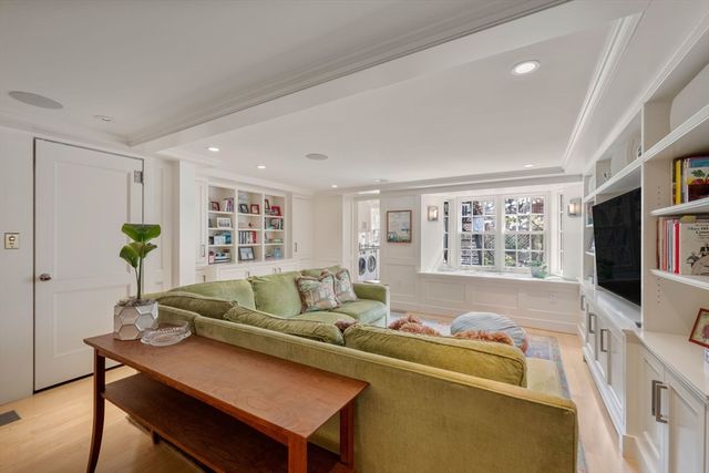 80 Pinckney Street, Boston, MA 02114