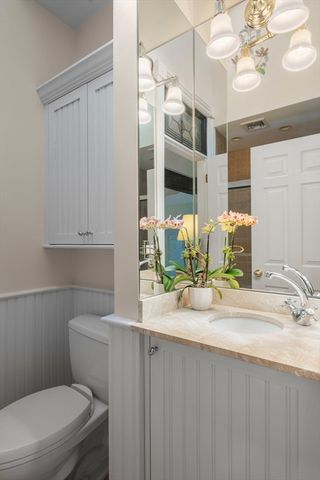 80 Pinckney Street, Boston, MA 02114