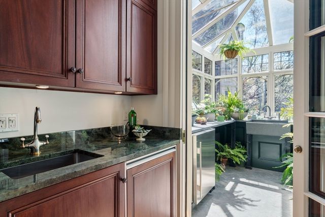 80 Pinckney Street, Boston, MA 02114