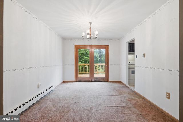42 SPRINGS DR, Doylestown, PA 18901