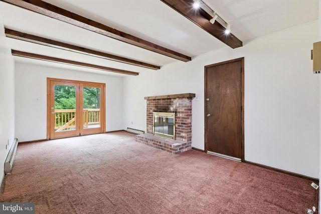 42 SPRINGS DR, Doylestown, PA 18901